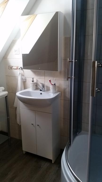 Siglisberg Villa Banská Štiavnica Szoba fotó